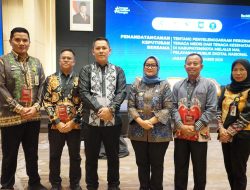 Tingkatkan Efisiensi Perizinan Medis, Bupati Ela Tandatangani Kesepakatan Bersama di Kementerian Kesehatan
